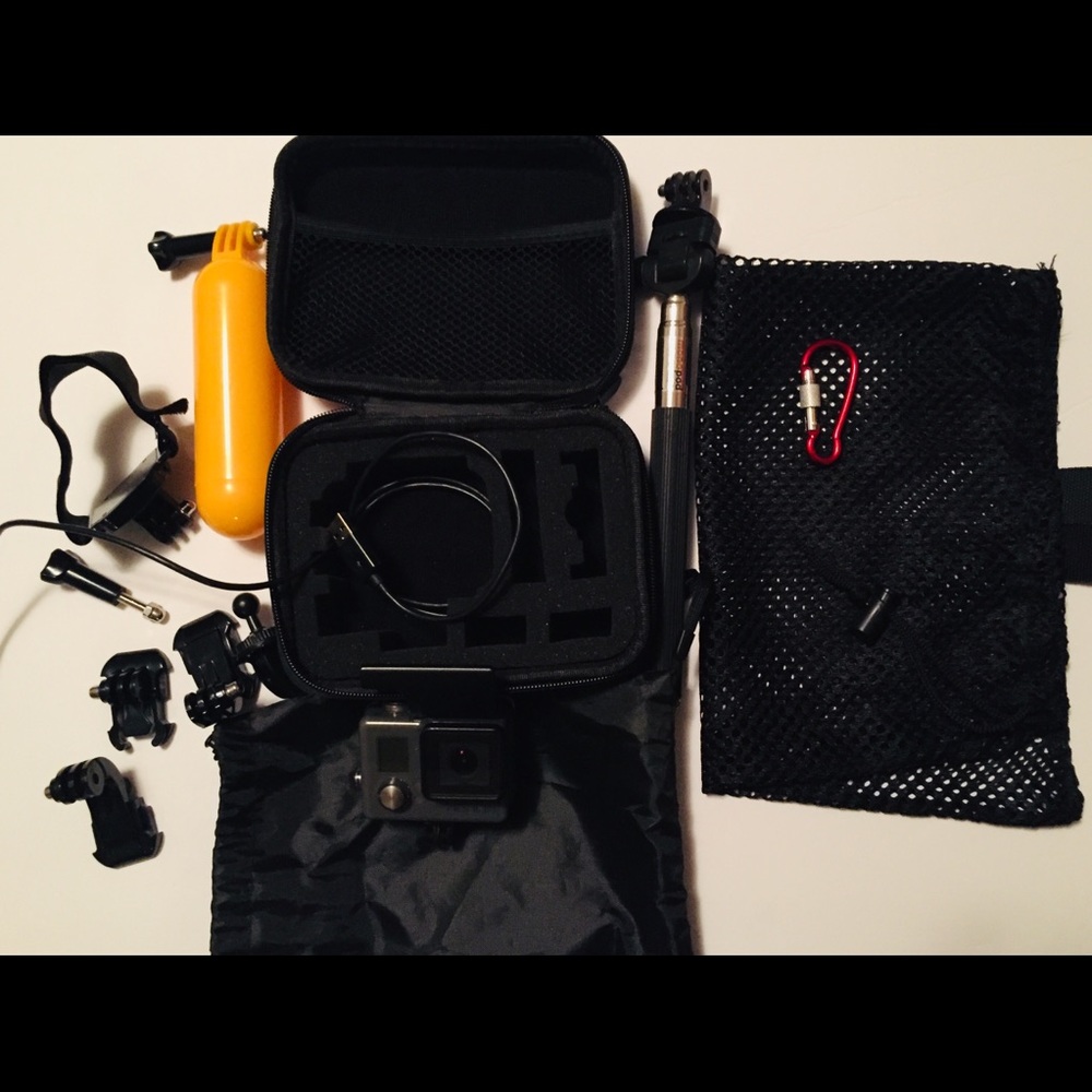 Go pro Hero + HOT SALE (Bundle)